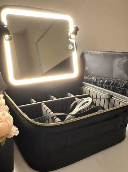 Kofer za šminku sa LED ogledalom